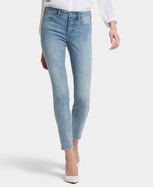 【送料無料】 エヌワイディージェイ レディース デニムパンツ ボトムス Women's Ami Skinny Pull On Jeans Biscayne