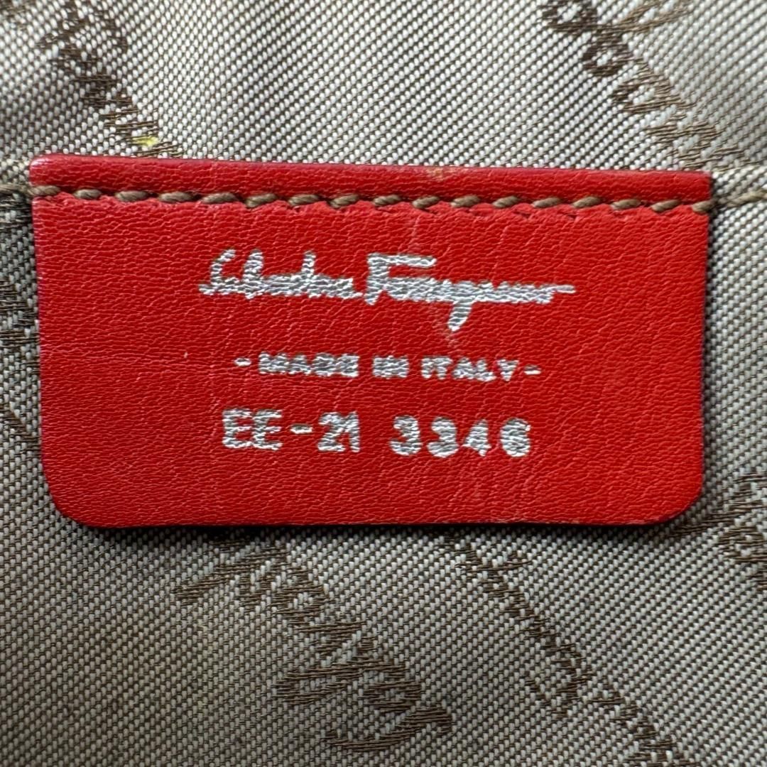 フェラガモ Ferragamo パイソン ワンショルダーバック 赤 - メルカリ