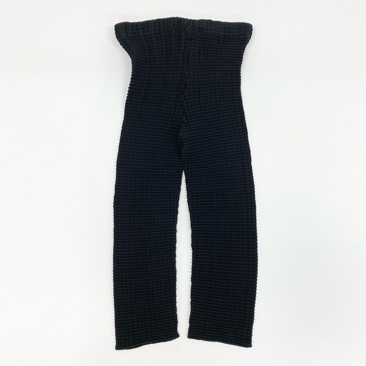 71f27 ISSEY MIYAKE イッセイミヤケ プリーツ素材 レギンス