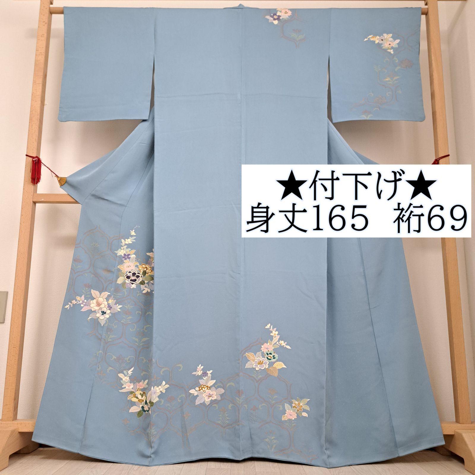 付下げ 正絹 袷 ブルー系色に四季花柄 ほ30E01 - メルカリ