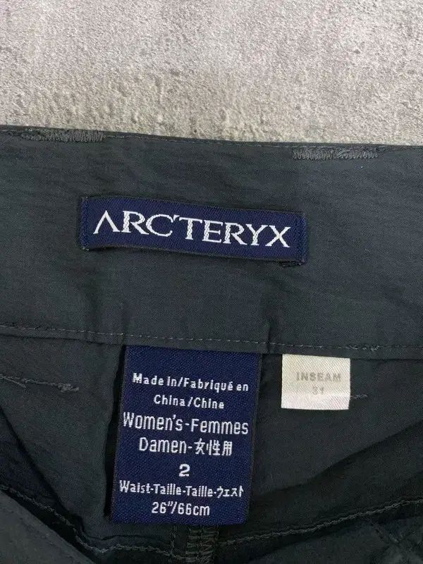 カーゴ パンツ