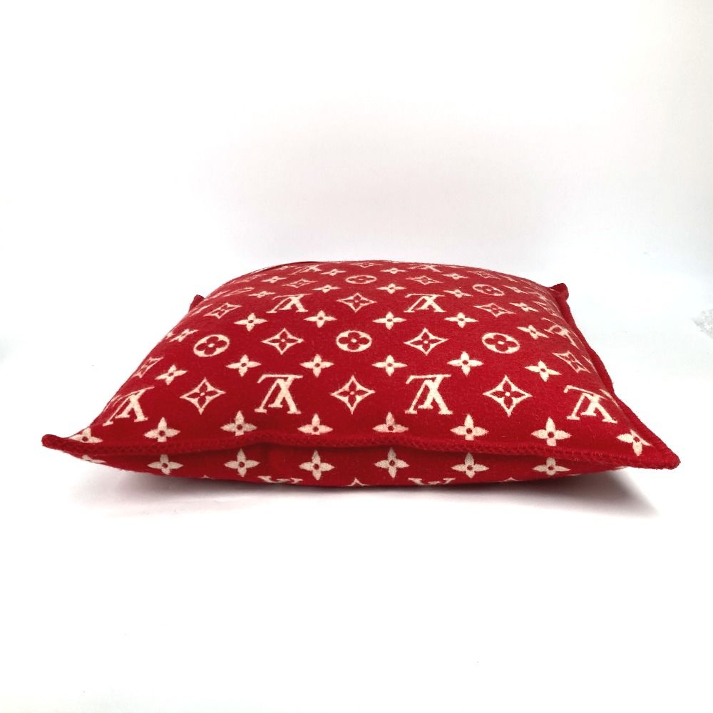 【専用】ルイヴィトン　モノグラム　クッション louis-vuitton-neo-monogram-