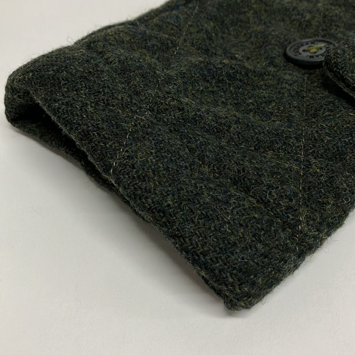 - ダークグリーン