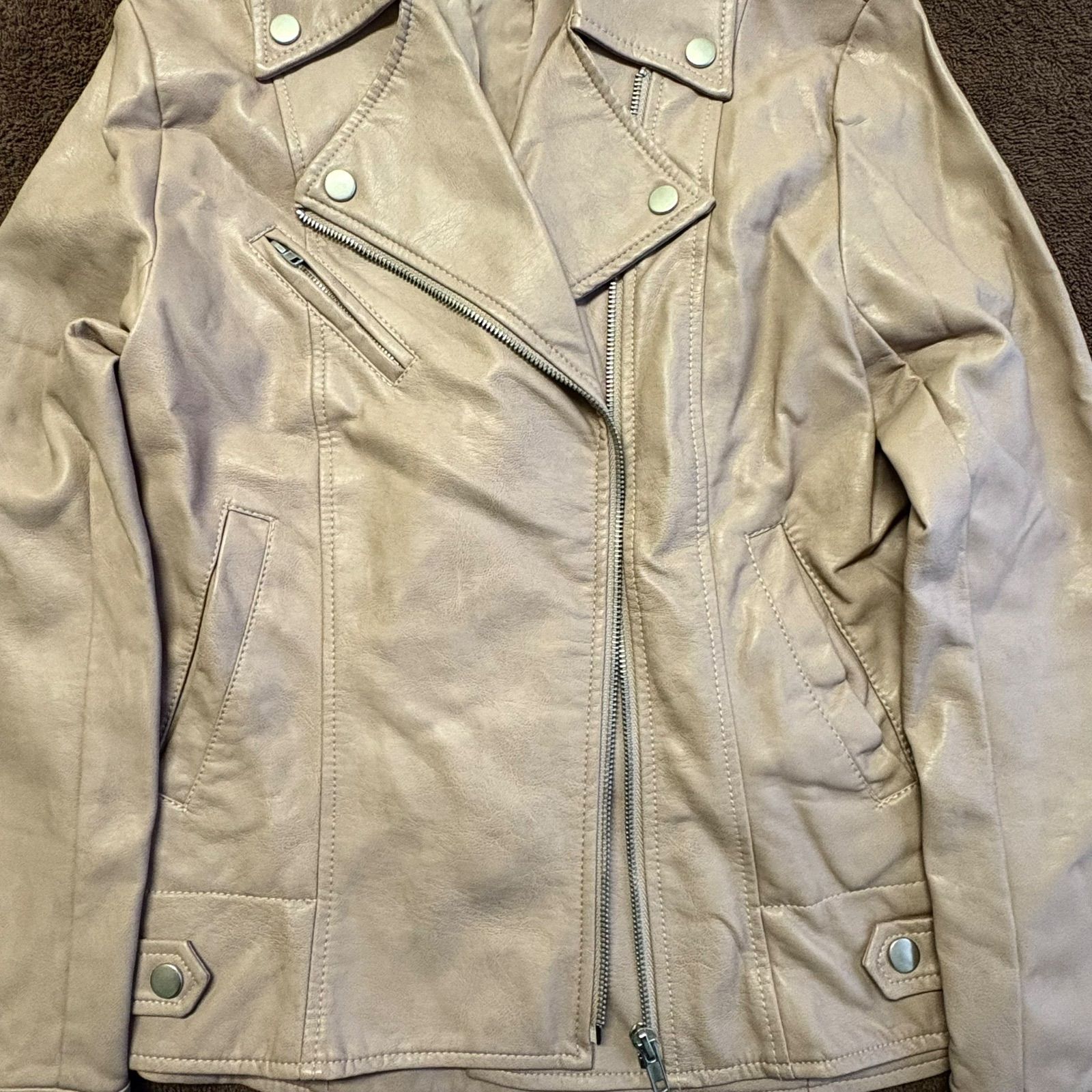 送料無料】 フェイクレザー ライダースジャケット ベージュ Mサイズ