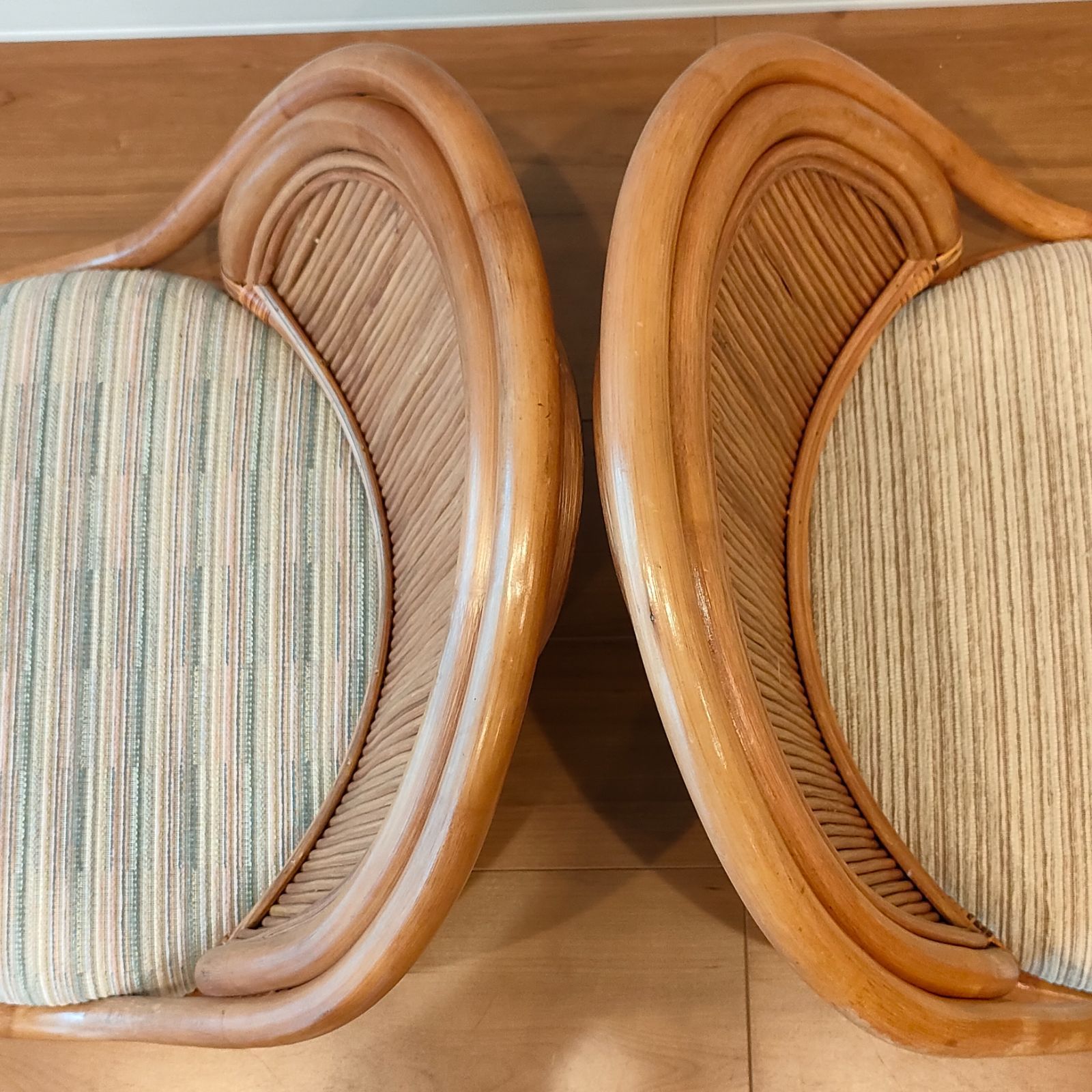 クッション付き 2台セット