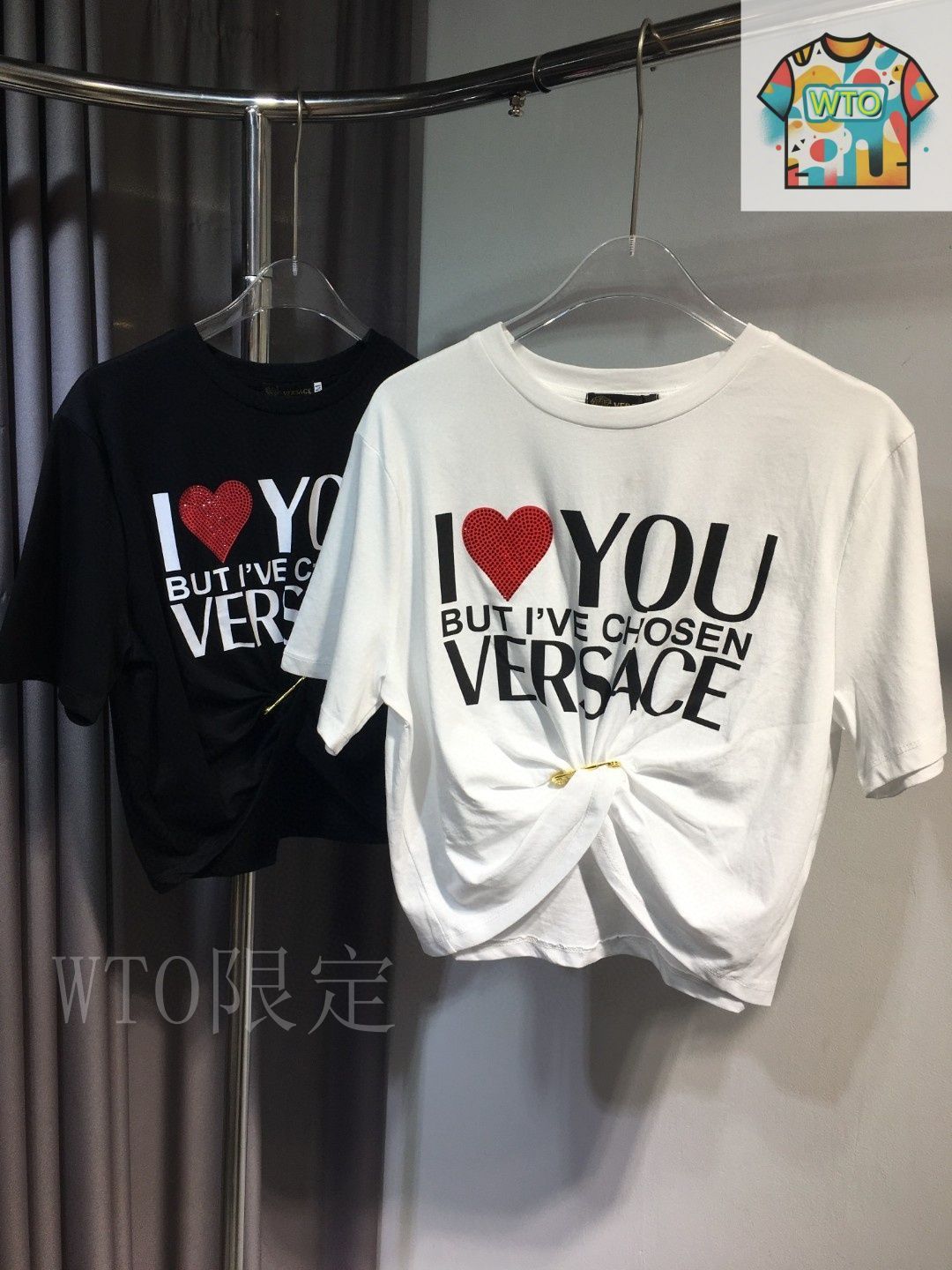関税送料込★VERSACE I Love You Tシャツ 今日特価】VERSACE ヴェルサーチ I LOVE YOU ダイヤモンド入り