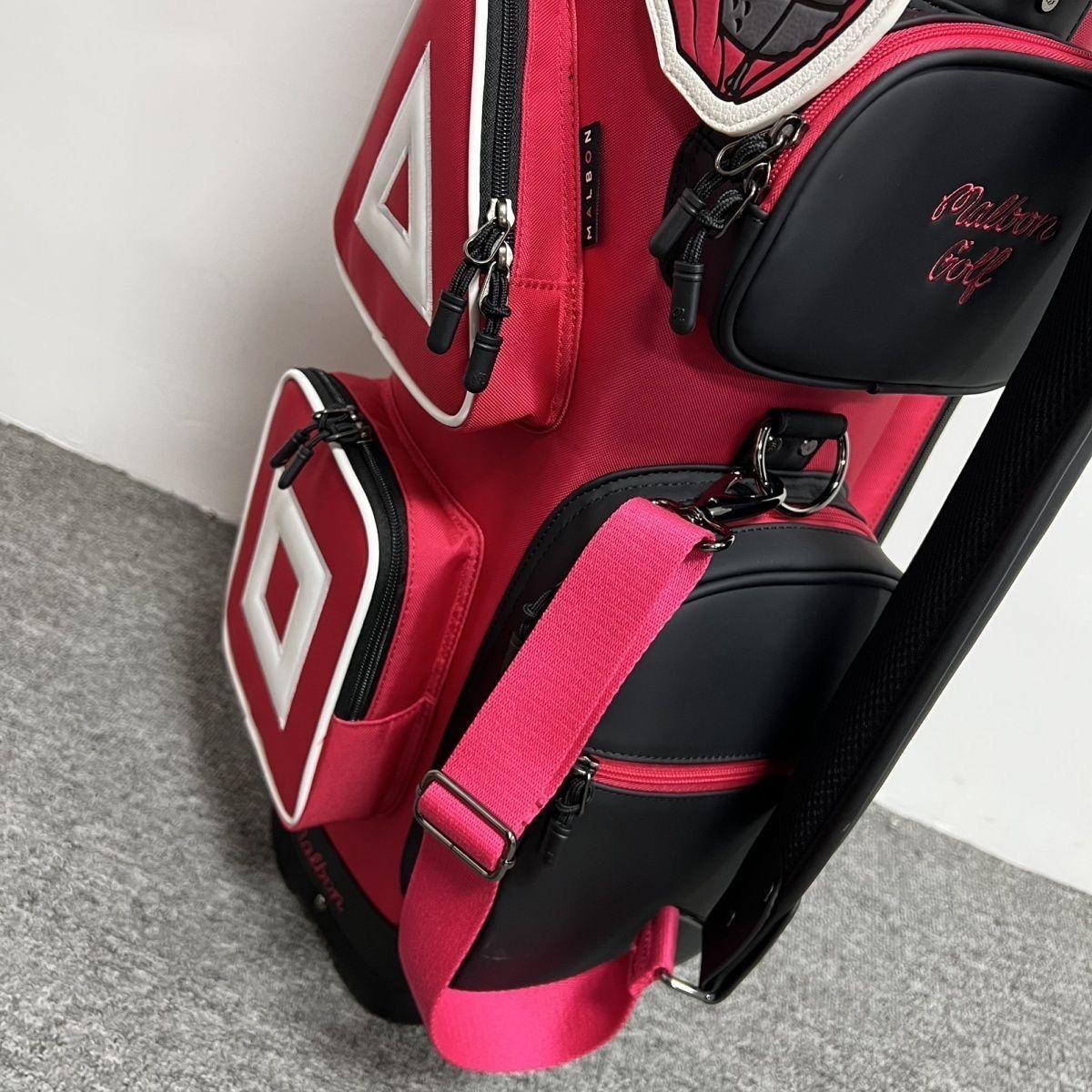 MALBON GOLF イカゲームコラボ キャディバッグ ゴルフバッグ