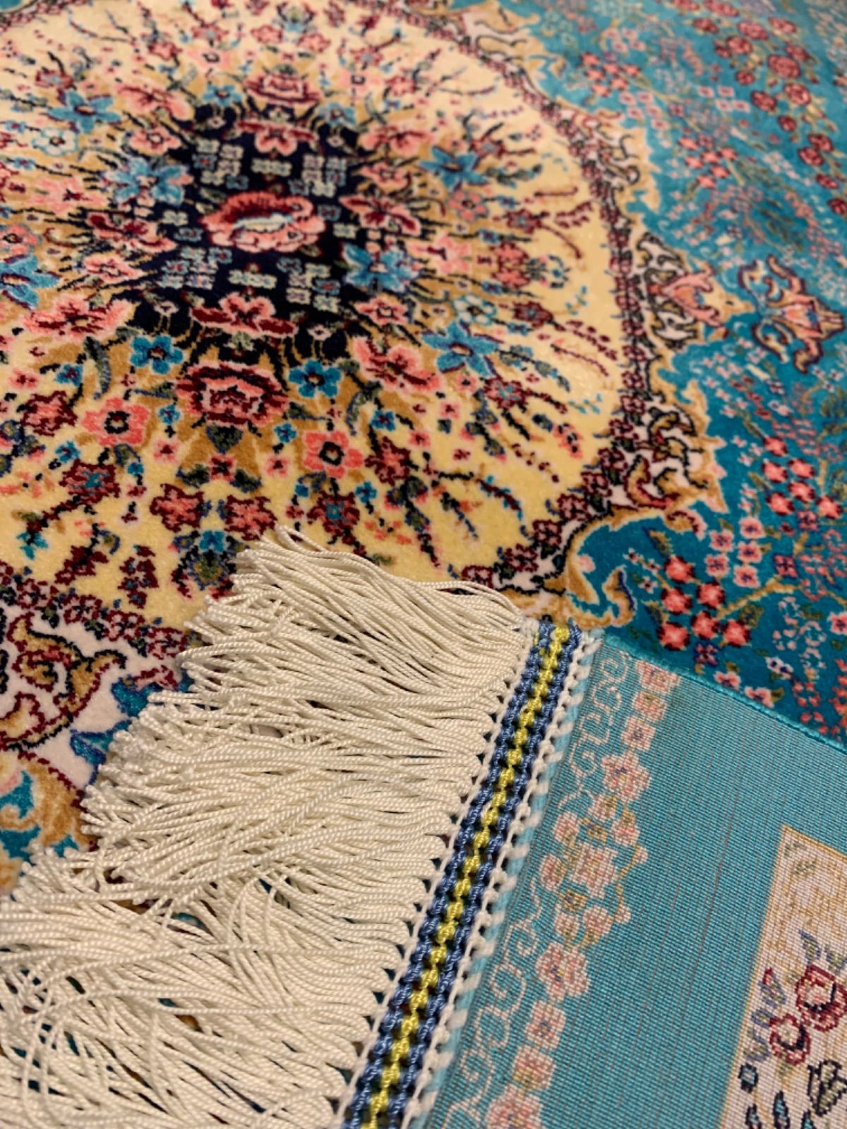 Y1791 工房サイン入り 手織 マット 92×63㎝ ペルシャ絨毯 Y1791 工房サイン入り 手織 マット 92×63㎝ ペルシャ絨毯