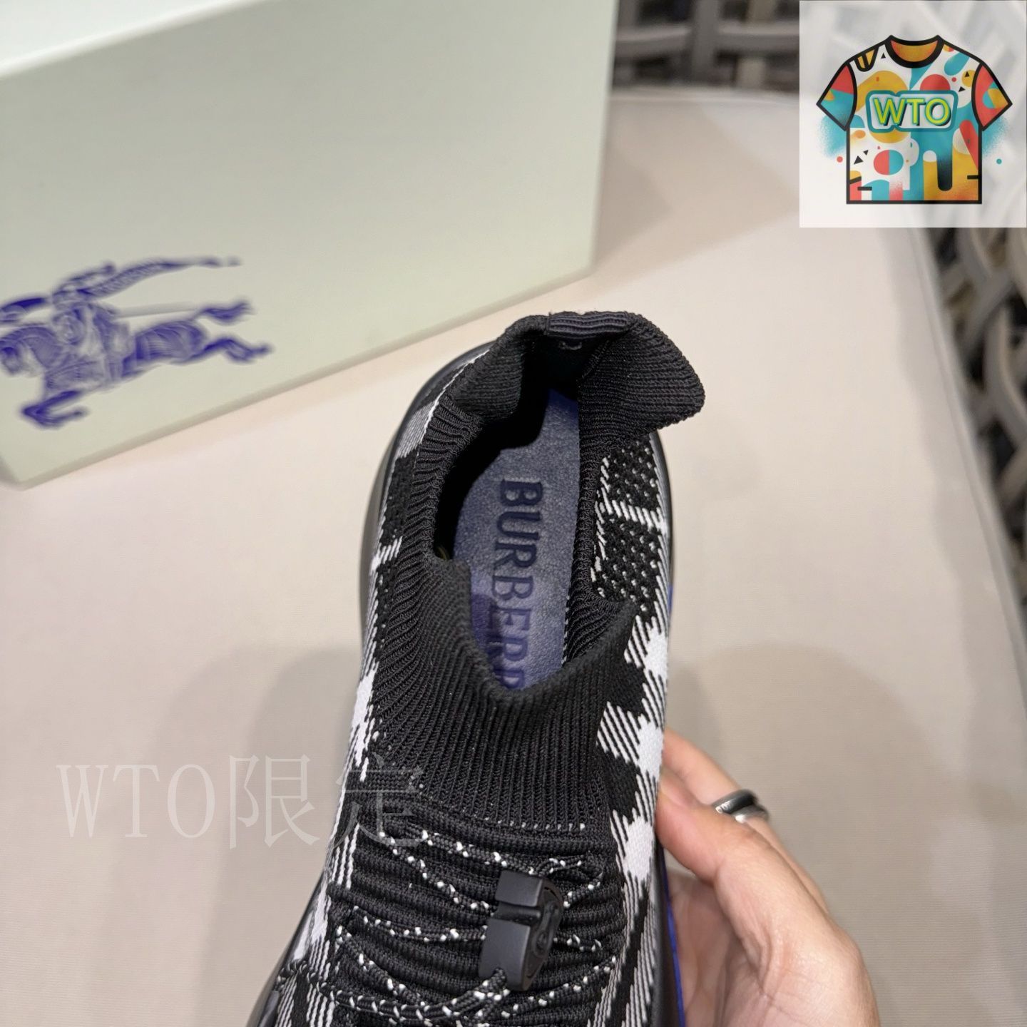 バーバリー（BURBERRY） チェック ニット スニーカー01-IR92