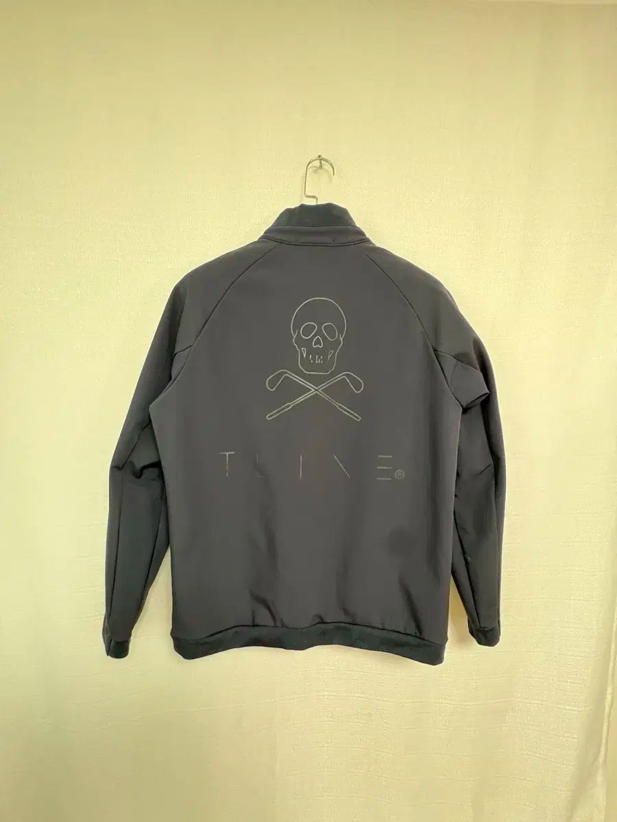 マークアンドロナ ジップアップ