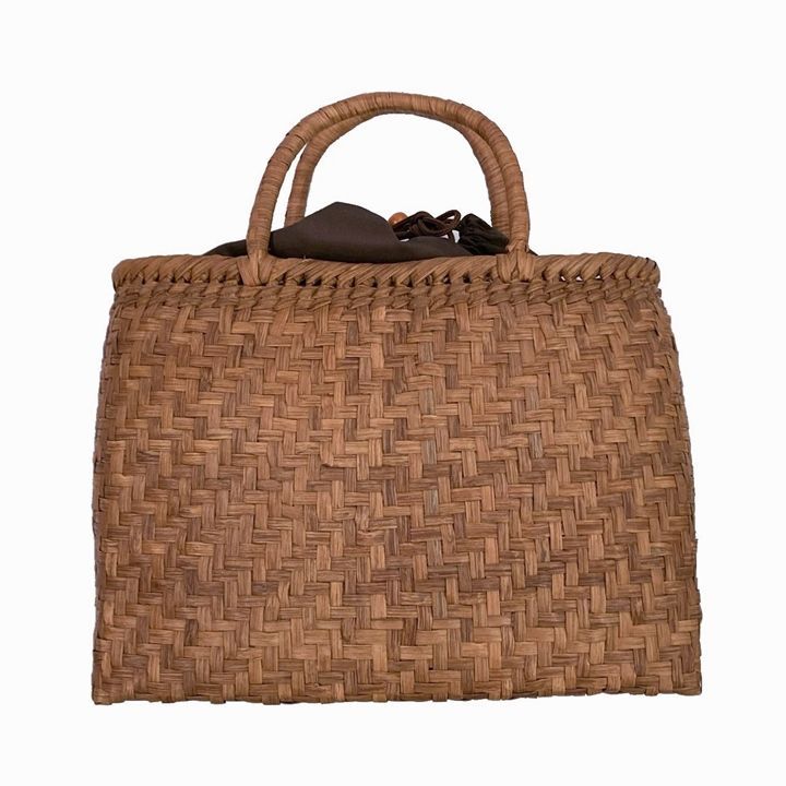新品 未使用品 山ぶどうバッグ 網代編み 巾着付き バッグ 山葡萄 かご  
