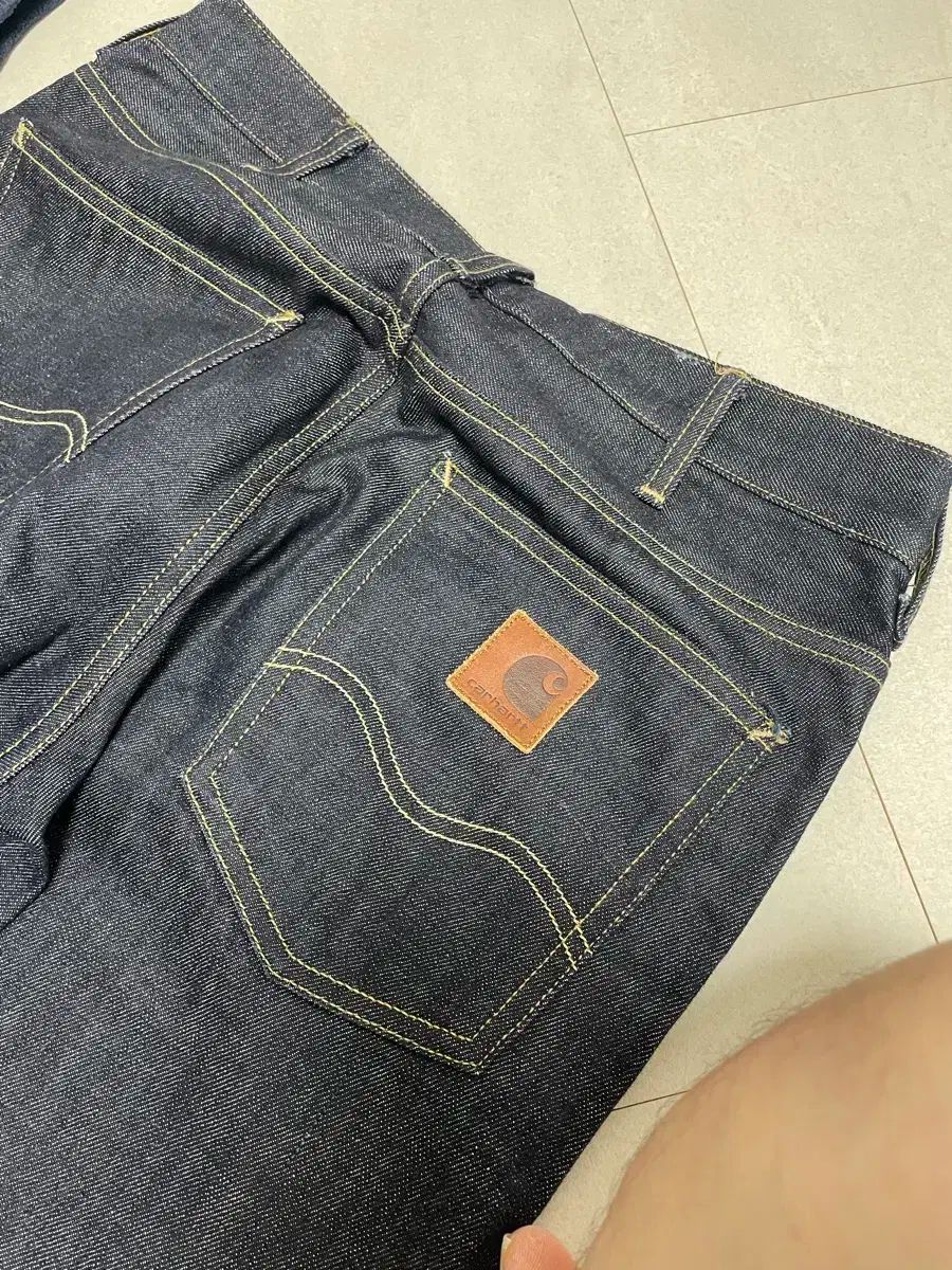 【雷市場（ポンジャン）商品韓国直送】 Carhartt(カーハート) デニムパンツ