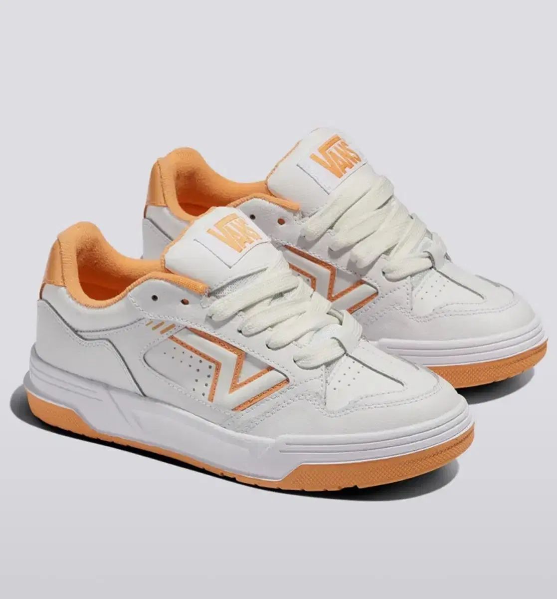 VANS(バンズ) 高地 275