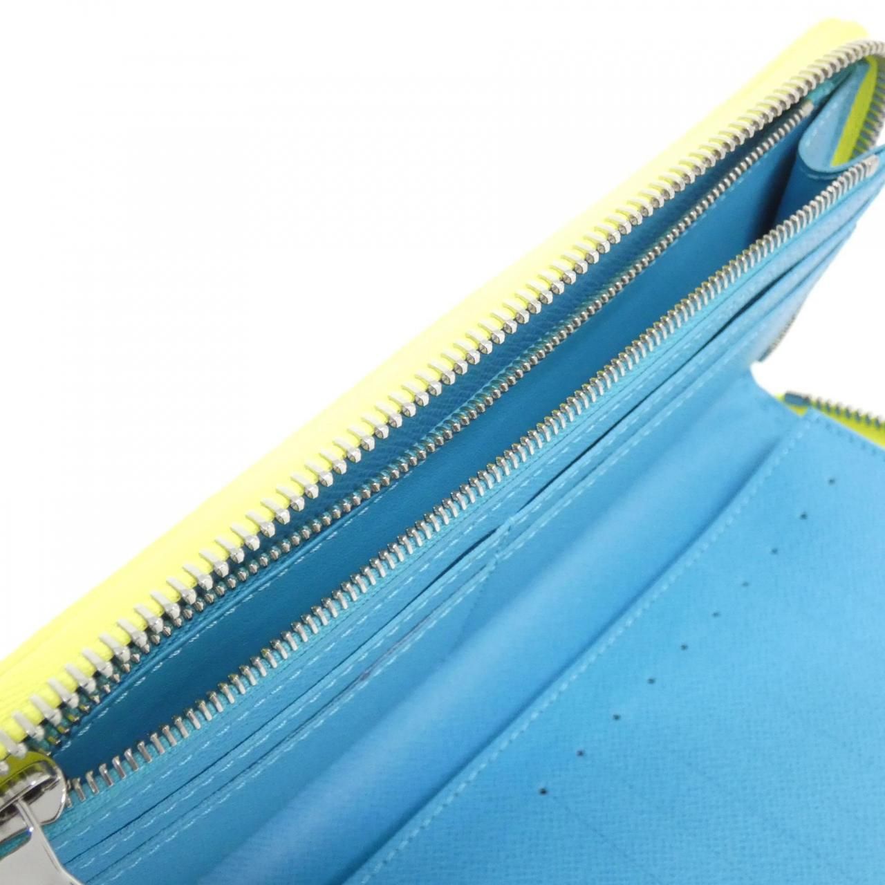 ルイヴィトン モノグラム プレイグラウンド ジッピー ウォレット ヴェルティカル M 82005 財布 長袖シャツ ボタンダウン