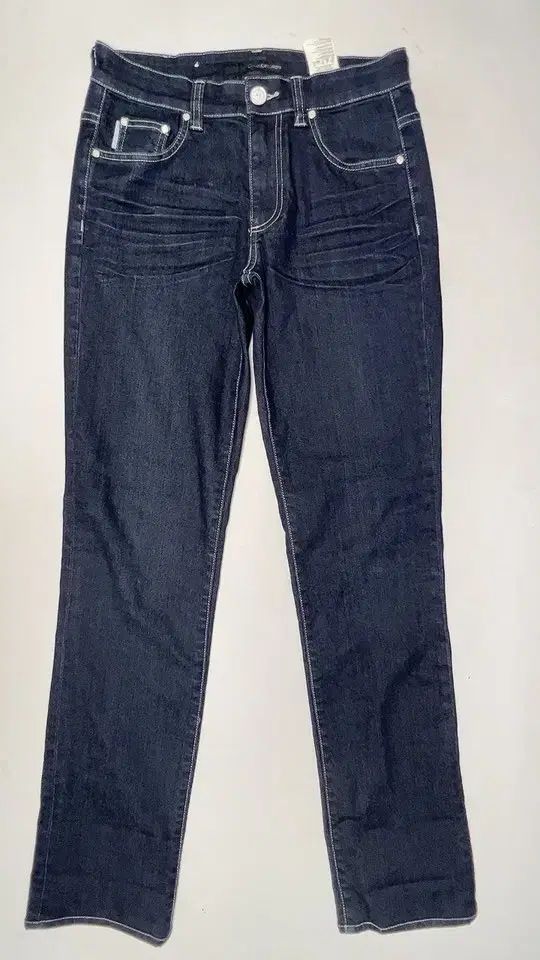 4055 回 Calvin Klein(カルバ・ンクライン) フォーシーズンズ メンズ デニム 28 インチ