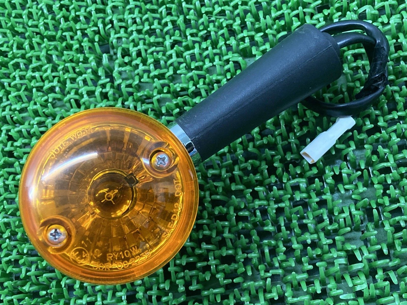 スカウト リアウインカー 片側 2235|W034 インディアン 純正 バイク 部品 2235 W034 ステー 割れ欠け無し 品薄 Ui