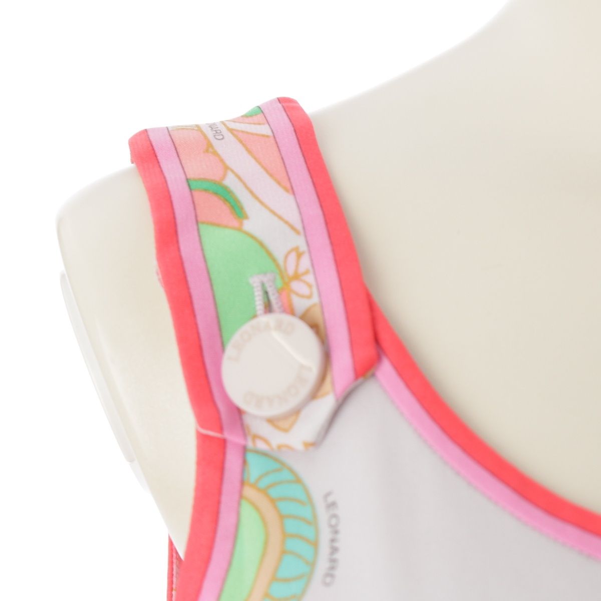 総柄 ノースリーブ