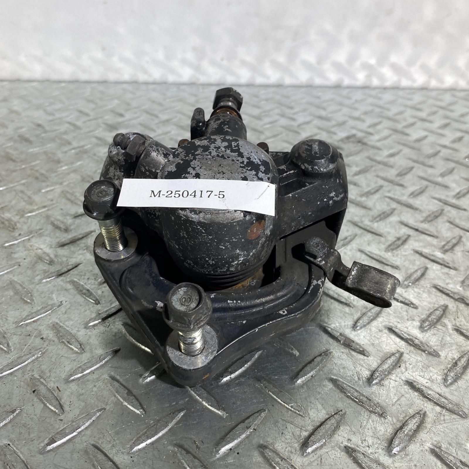 HONDA CB400T/CB250T フロントキャリパー 左 ホンダ [M-250417-5] HONDA CB400T/CB250T フロントキャリパー 左 ホンダ - メルカリ