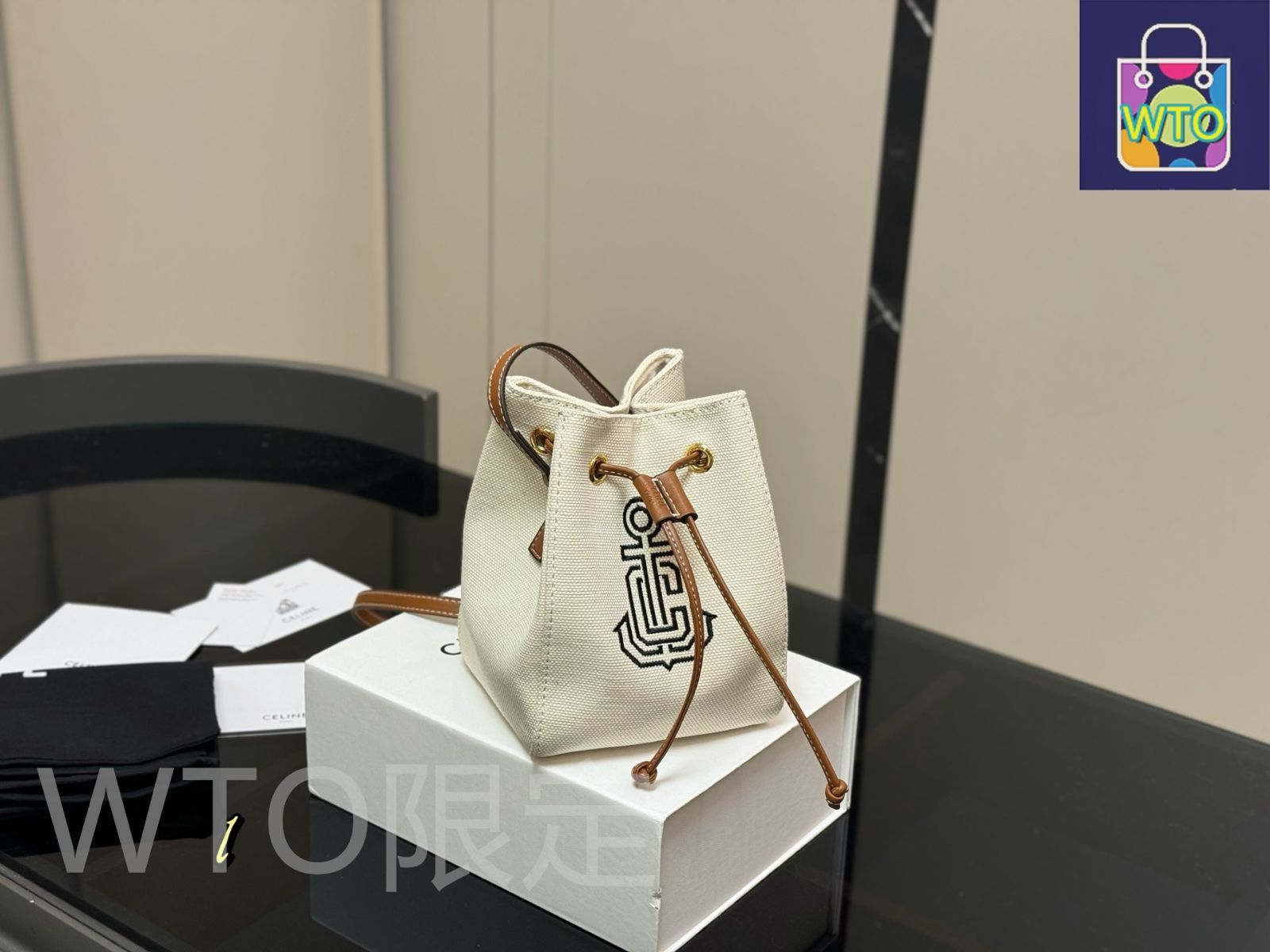 CELINE(1部振込専用出品) CELINE(1部振込専用出品)