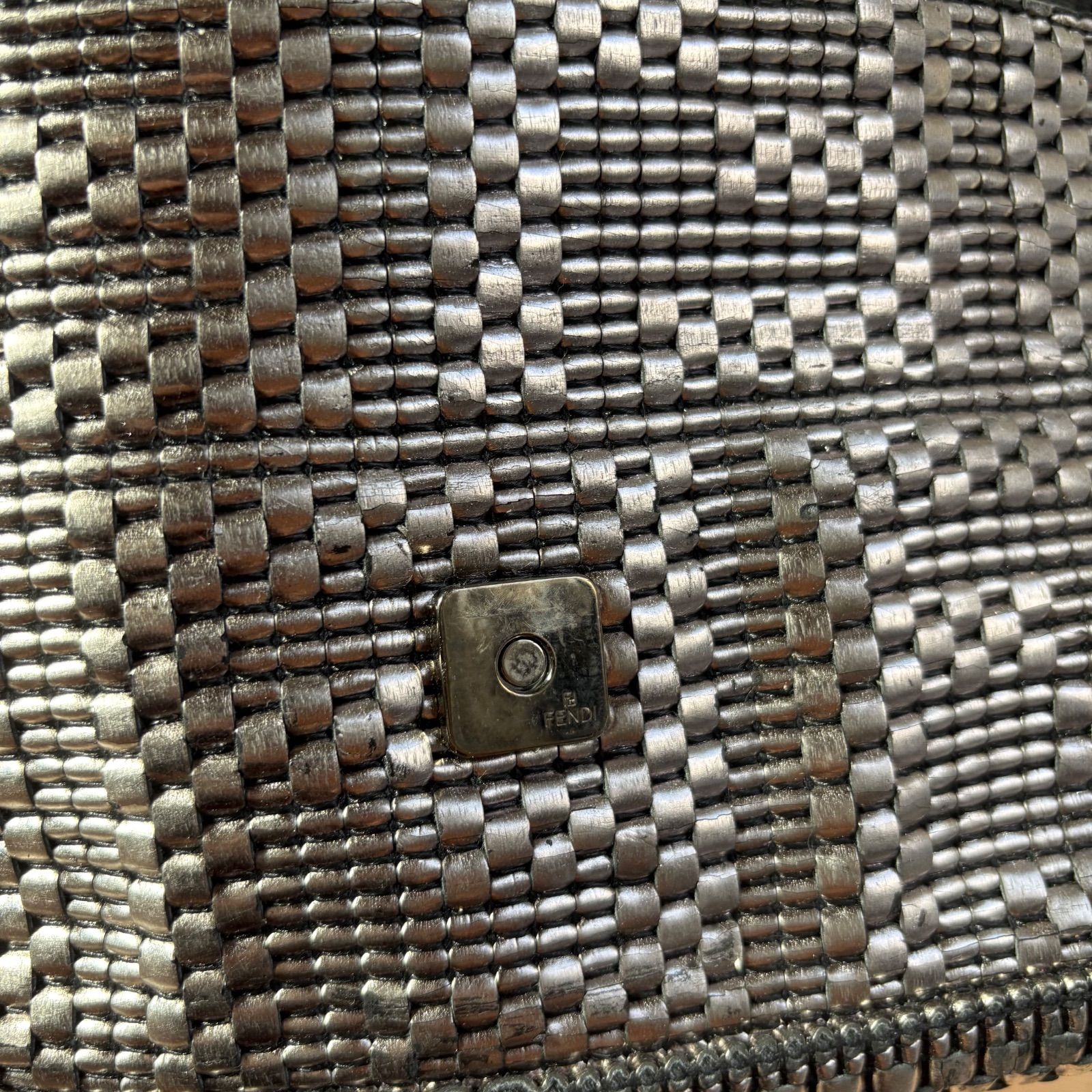 FENDI フェンディ メタリック マンマバケット ワンショルダーバッグ DECORATOM_COM_BR