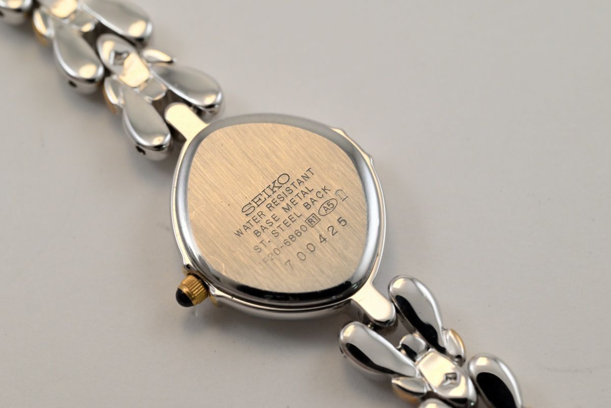 美品 電池交換済 SEIKO EXCELINE エクセリーヌ 2Pダイヤ 1F20