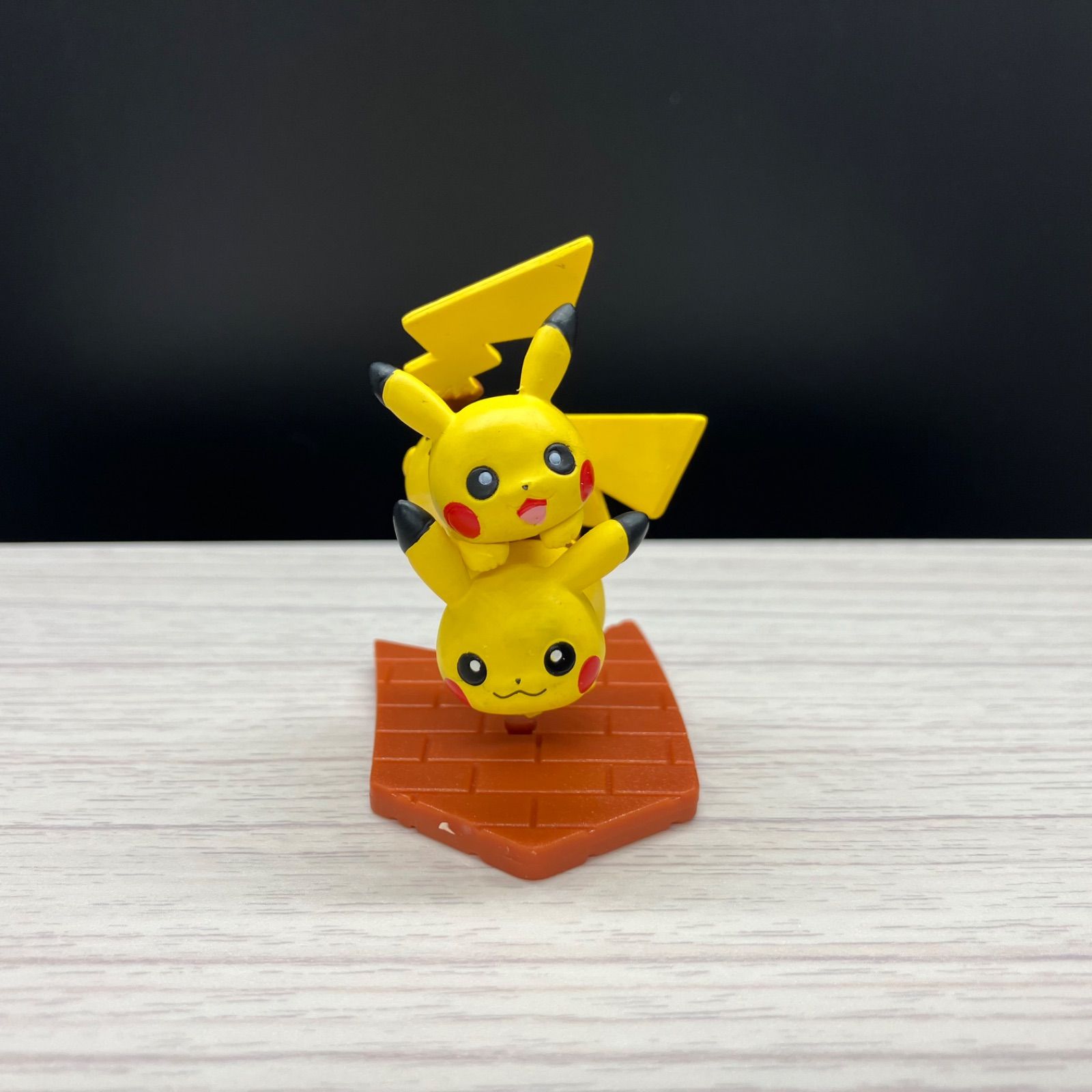 ポケモン すすめ！ピカチュウ大行進 フィギュア など すすめ！ピカチュウ大行進(オリジナル缶バッジ付)」を、12月1日