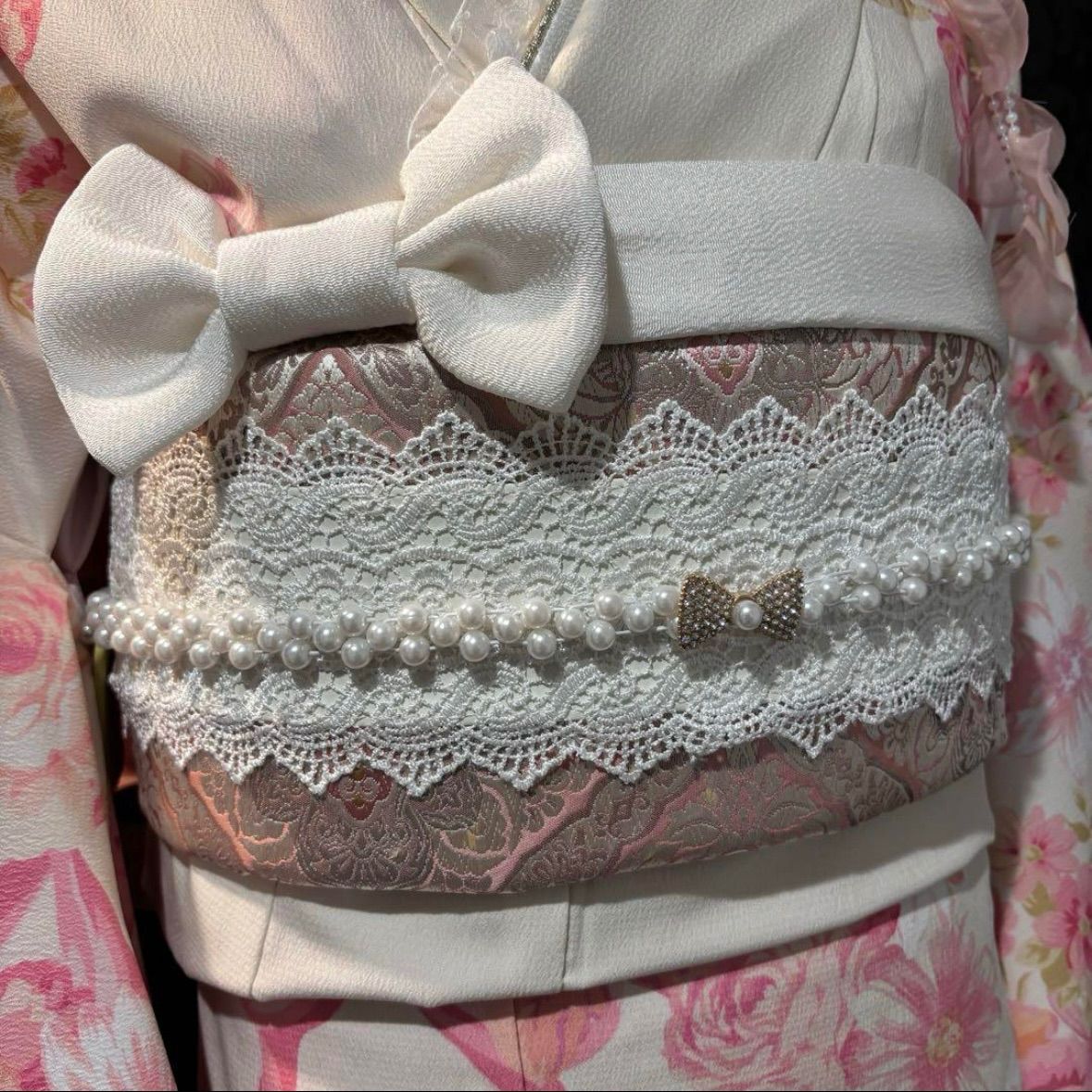 美品　マイメロ　希少　花模様　淡色　逸品　振袖　フルセット 振り袖 美品 マイメロ 希少 花模様 淡色 逸品 振袖 フルセット 振り袖 美品