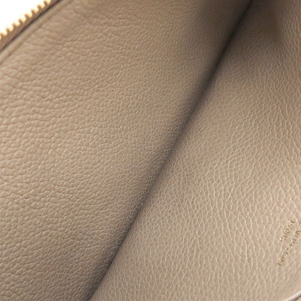 VUITTON チェーンウォレット