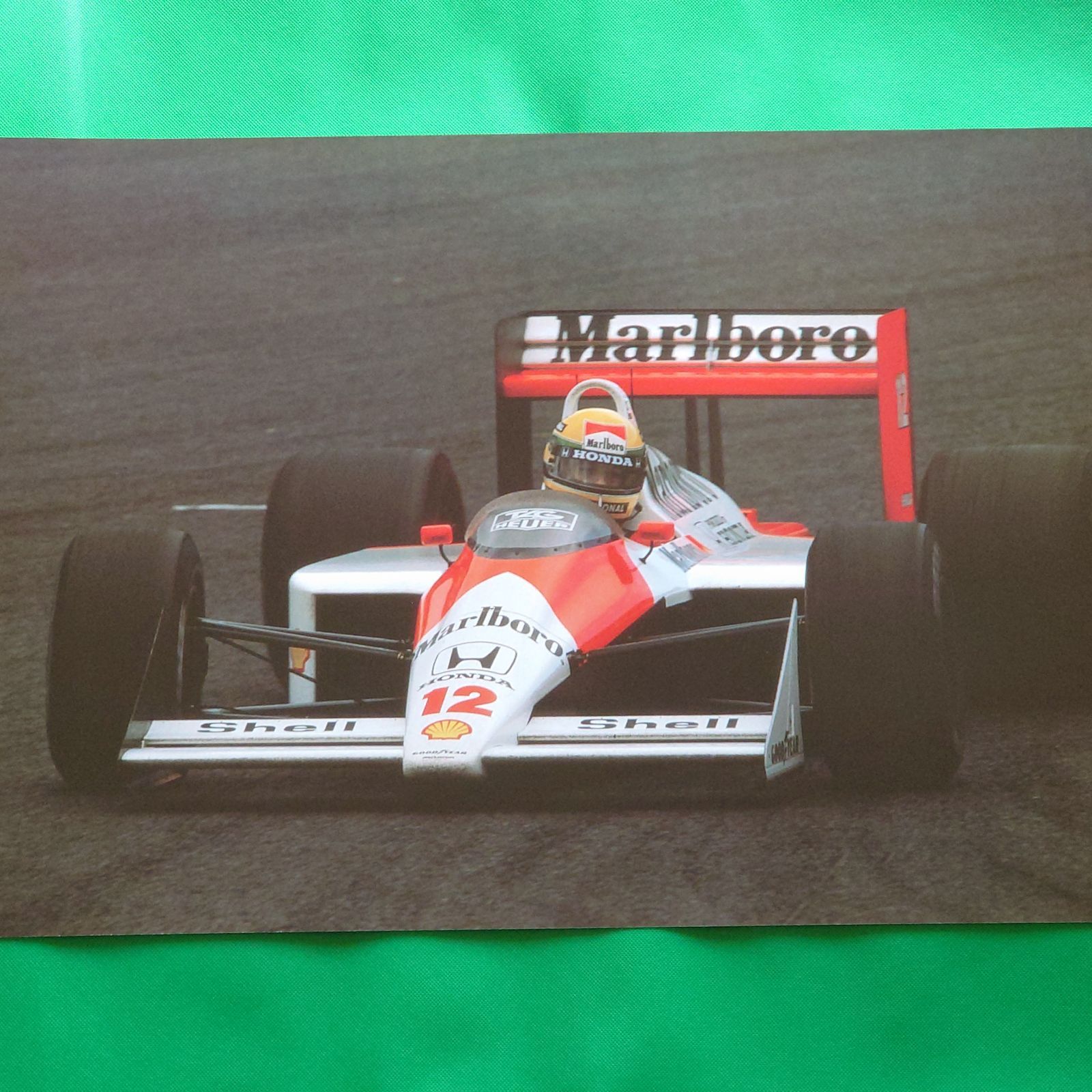 8325円 額入りフォト アイルトル・セナ Marlboro F1 ジョーホンダ - yanbunh.com芸術写真