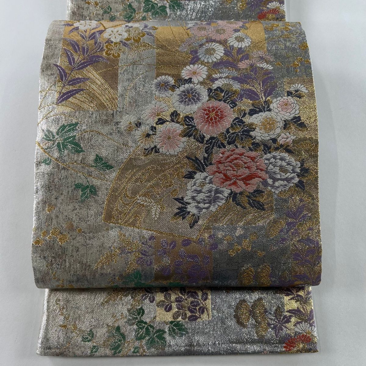 袋帯 秀品 扇面 草花 唐織 箔 銀色 六通 正絹
