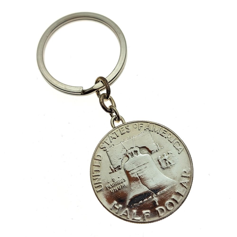 ヴィンテージコイン 1950年 リバティベル 銀貨 キーホルダー キーリング 誕生日プ レゼント 米国50セント コイン 【お買い得価格になりました】  - メルカリ