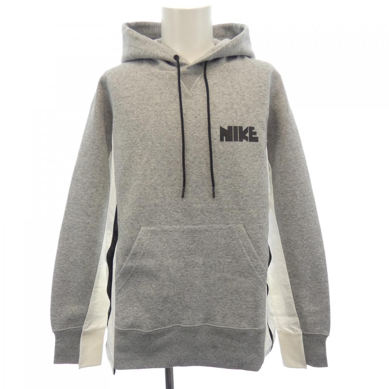 ナイキサカイ NIKE×SACAI パーカー