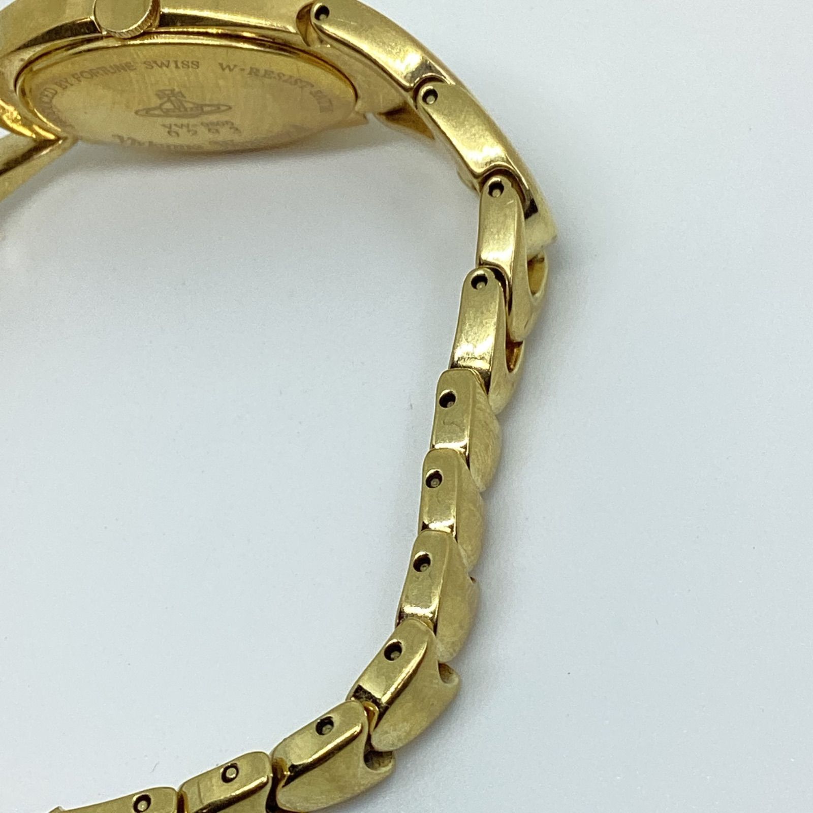 オービタルアーマーシェル 腕時計