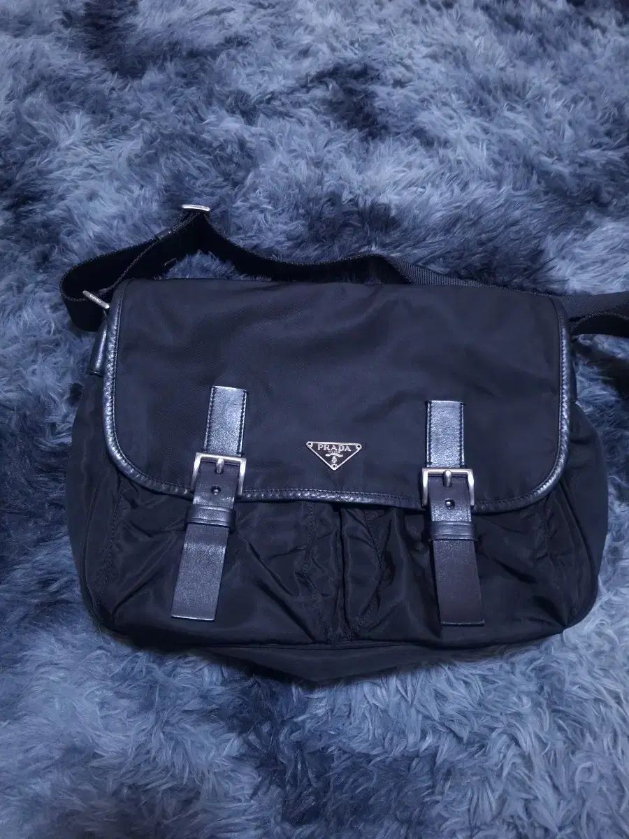 PRADA プラダ ツー ポケット メッセンジャーバッグ クロスバッグ