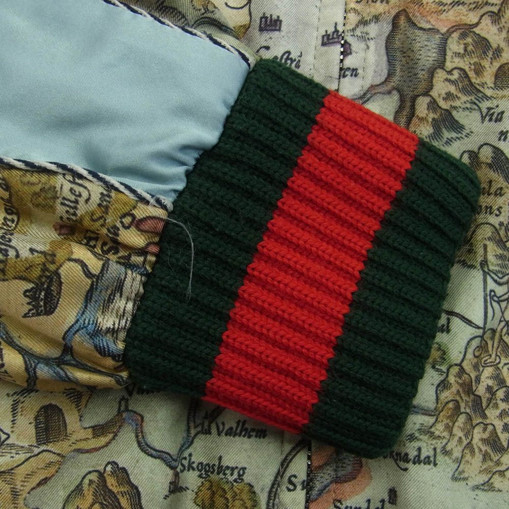GUCCI スタジャン 青 赤 星型プリント GUCCI スタジャン 青 赤 星型プリント