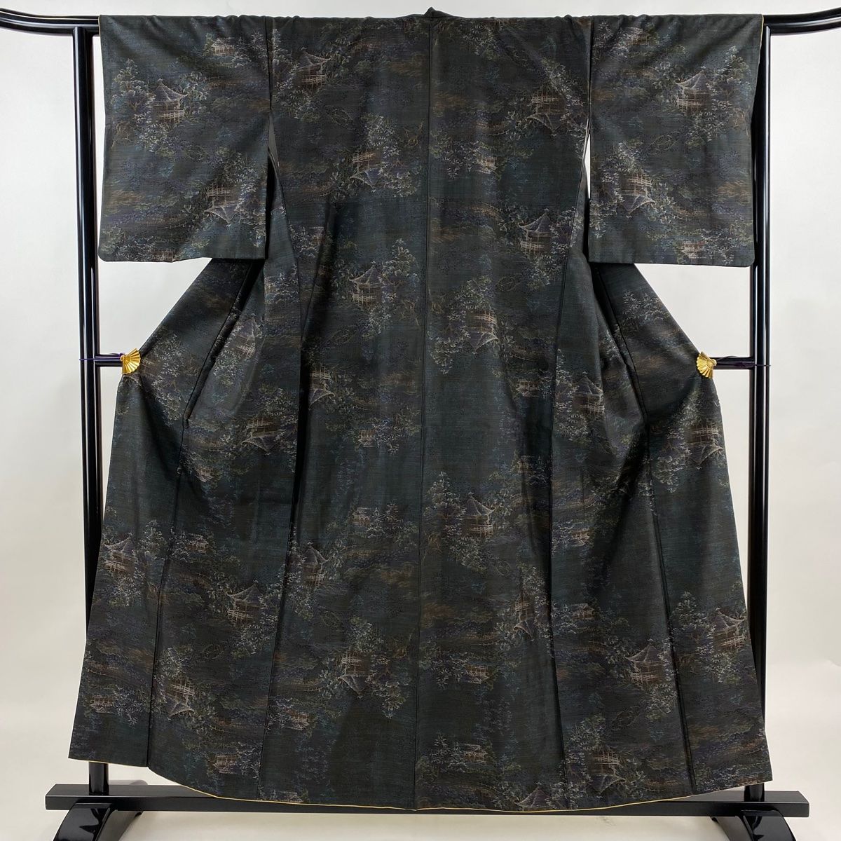 紬 身丈155.5cm 裄丈63.5cm S 袷 建物 樹木 深緑 正絹 名品