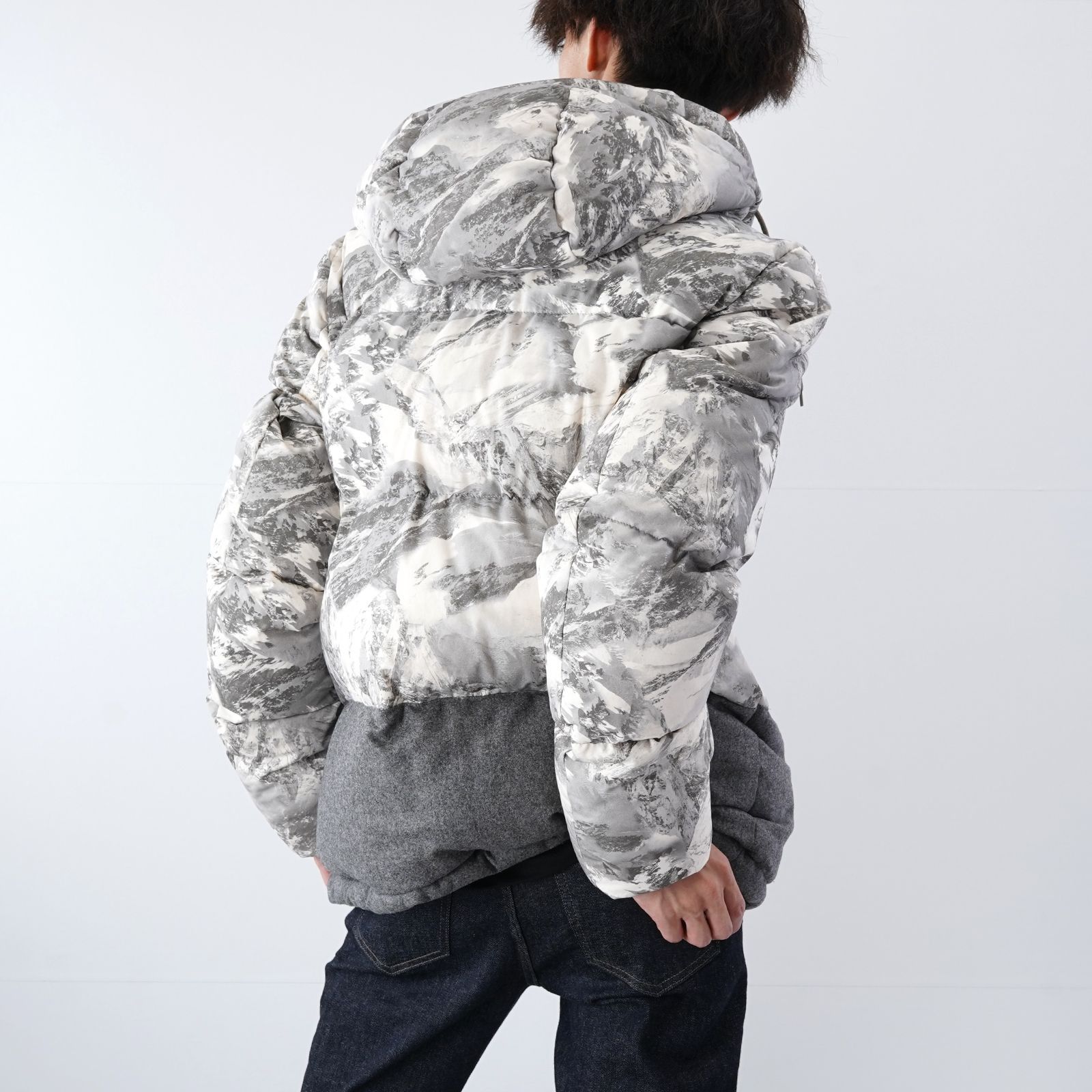 MONCLER モンクレール EVETTES ダウンジャケット 迷彩柄 - メルカリ