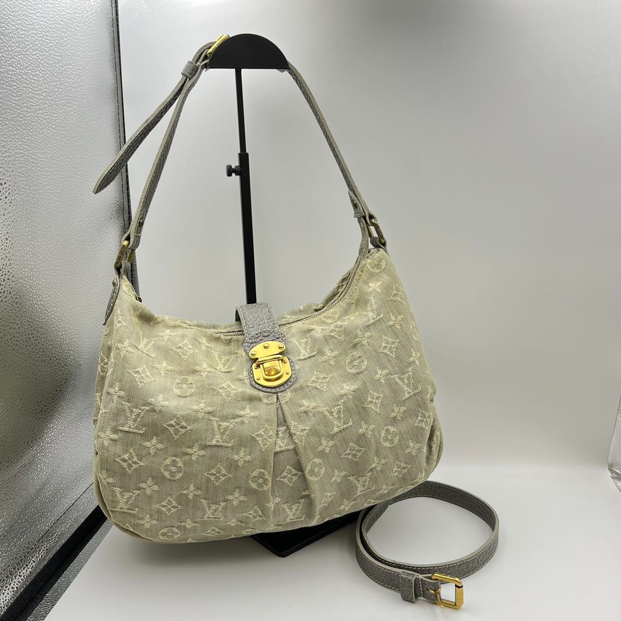 LOUIS VUITTON ルイヴィトン モノグラム デニム グレー スライトリー ショルダーバッグ M95834 レディース【中古商品】Monogram  Denim Slightly Shoulder Bag HIBUOCHI VINTAGE - メルカリ