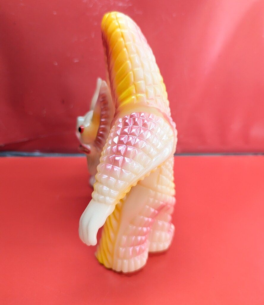 M1号 世紀の大怪獣 ペスター蓄光 イリサワ限定 M1号 ペスター ソフビ