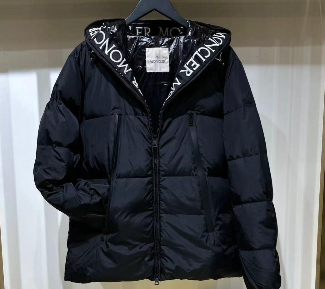 MONCLERモンクレールの秋冬保温ダウンジャケット