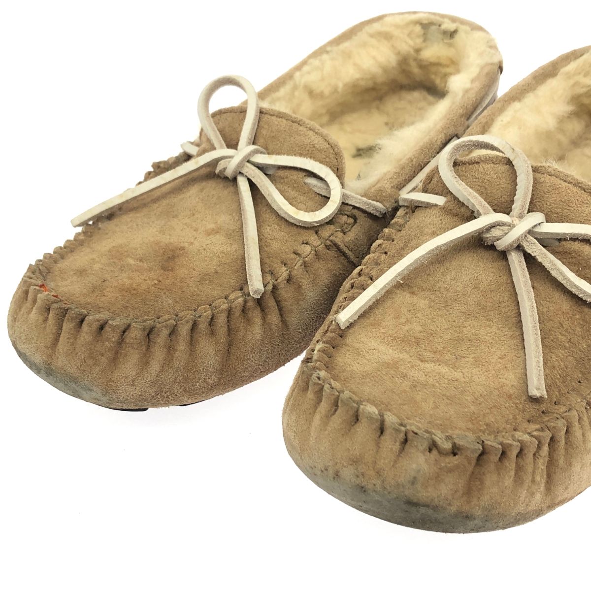 UGGのモカシンです UGG アグ 表記サイズ:24cm ムートン モカシンシューズ ベージュ