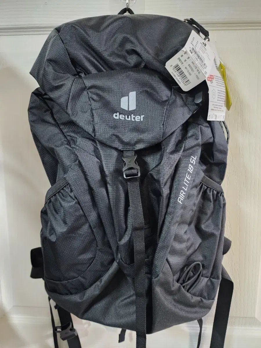deuter₍ドイター AIR LITE 18SL ブラック バックパック