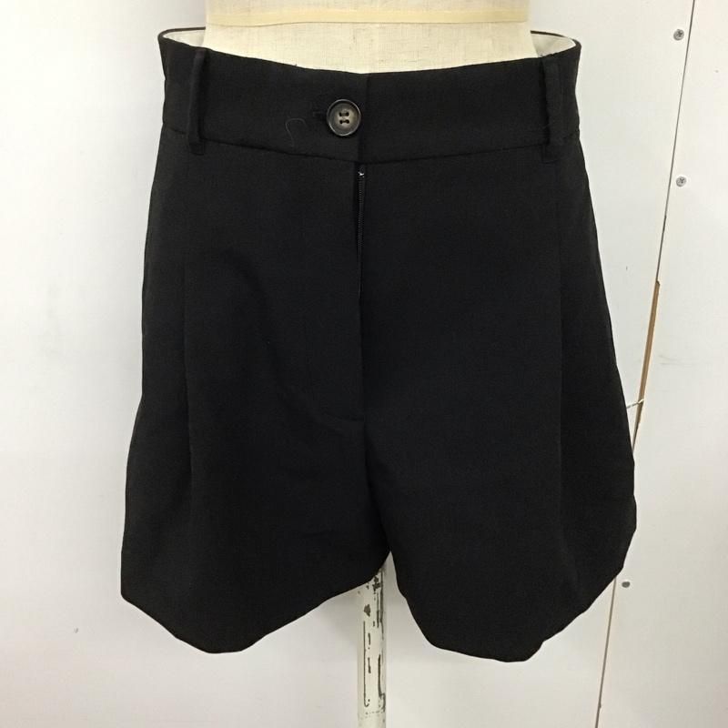 【サラ】【新品】黒 合成皮革 ショートパンツ サイズ0 GU公式 | フェイクレザーショートパンツ(セットアップ可能)