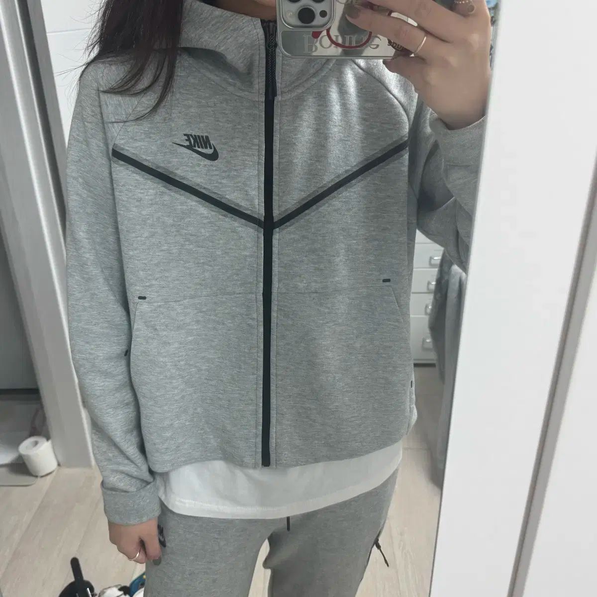 ナイキ レディース テックパック セット 価格 着用画像あり