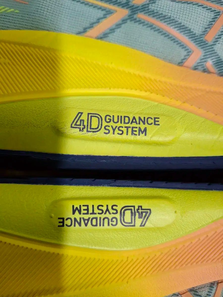 ランニングシューズ