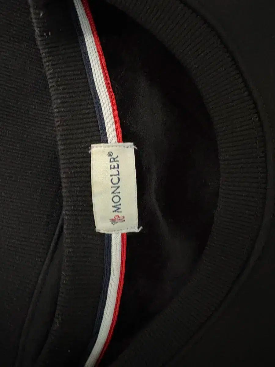 MONCLER モンクレール