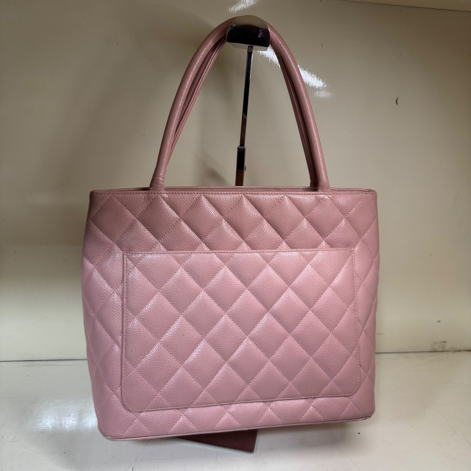 美品✨シャネル　パリビアリッツ　トートバッグ　マトラッセ　ピンク　キャンバス 美品✨シャネル パリビアリッツ トートバッグ マトラッセ ピンク