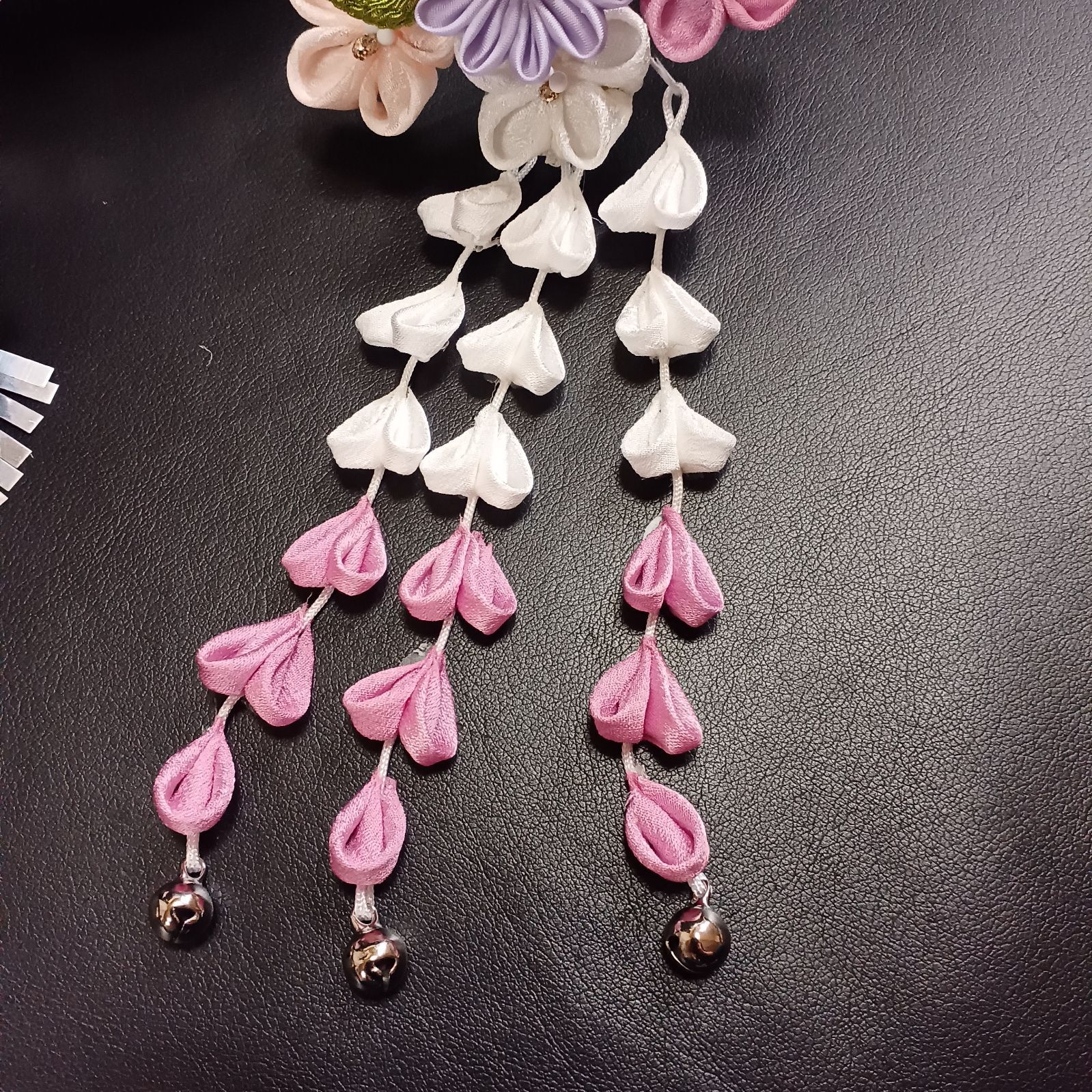 つまみ細工髪飾り