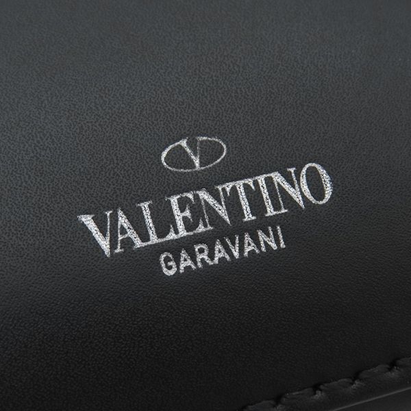 ★韓国の人気★【VALENTINO】★VLTN ロゴ ショルダーバッグ VALENTINO ヴァレンティノ ショルダーバッグ 2Y2B0B78USI