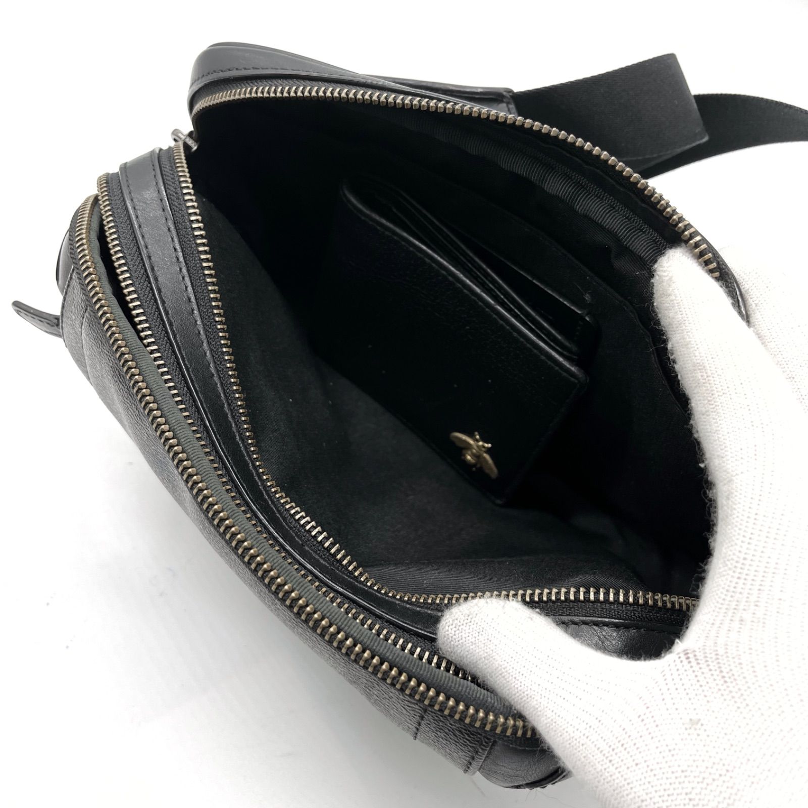 極美品<!-利用不可文字-!>COACH ボディバッグ ショルダーバッグ 肩掛け